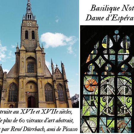 Charleville-Mezieres: Belle Vue Place Ducale Екстер'єр фото